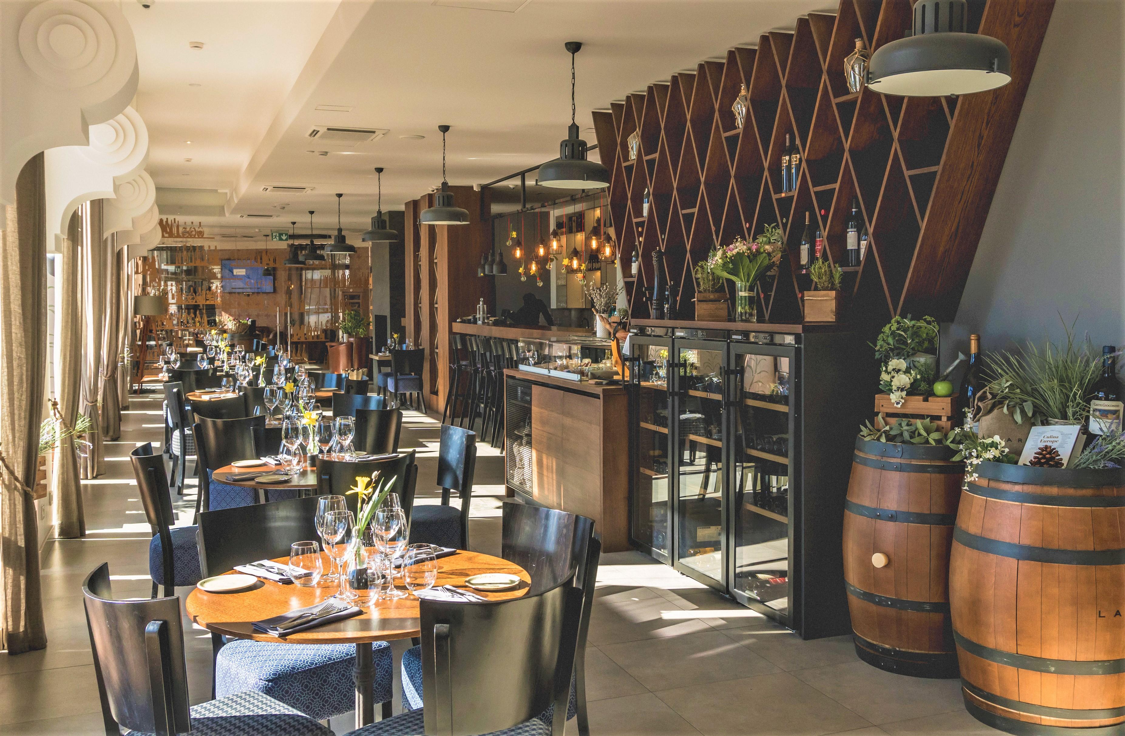 Hotel Wellton & 4*