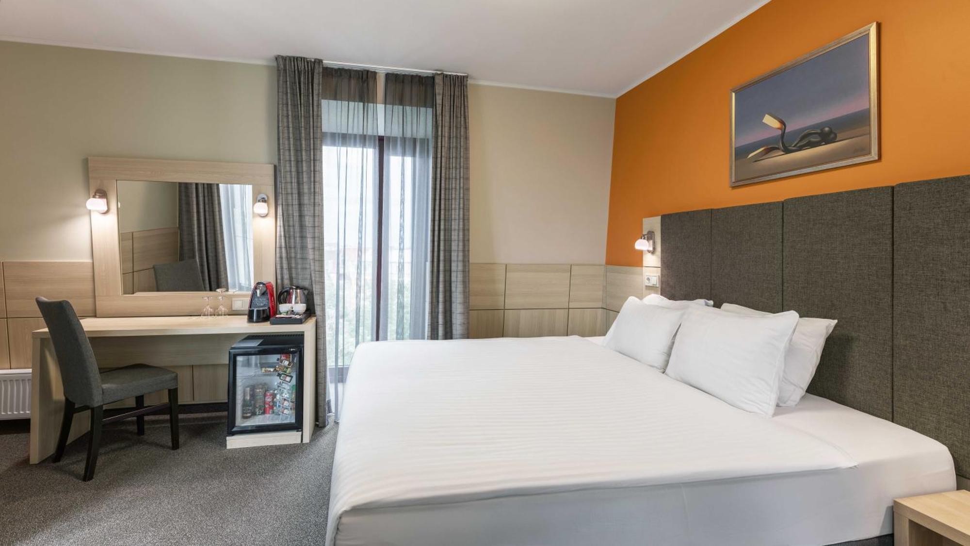 Hotel Wellton & 4*