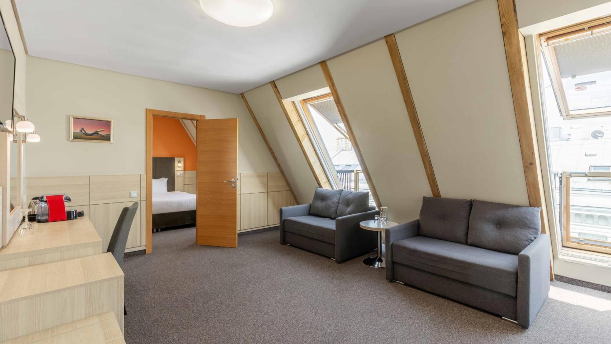 Hotel Wellton & 4*